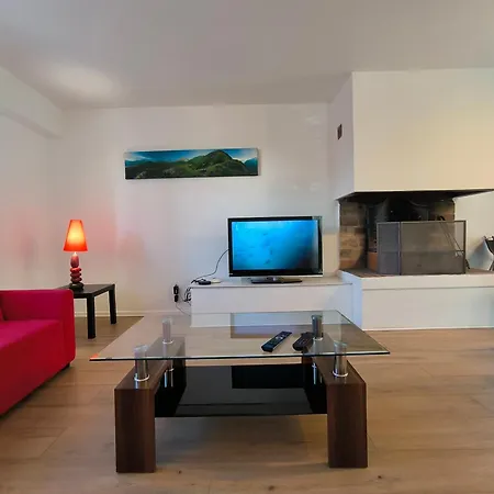 15 Pers - Jardin Arbore - Calme - Parking